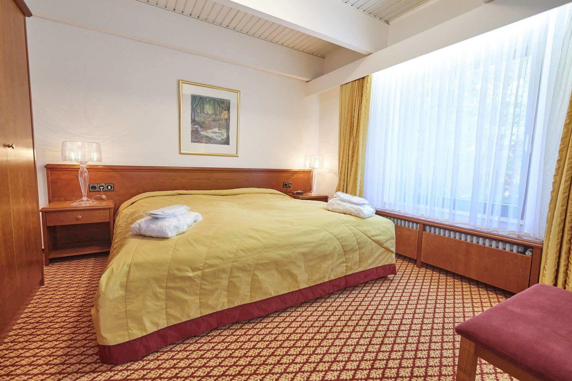 Seehotel Am Tankumsee Isenbüttel Extérieur photo
