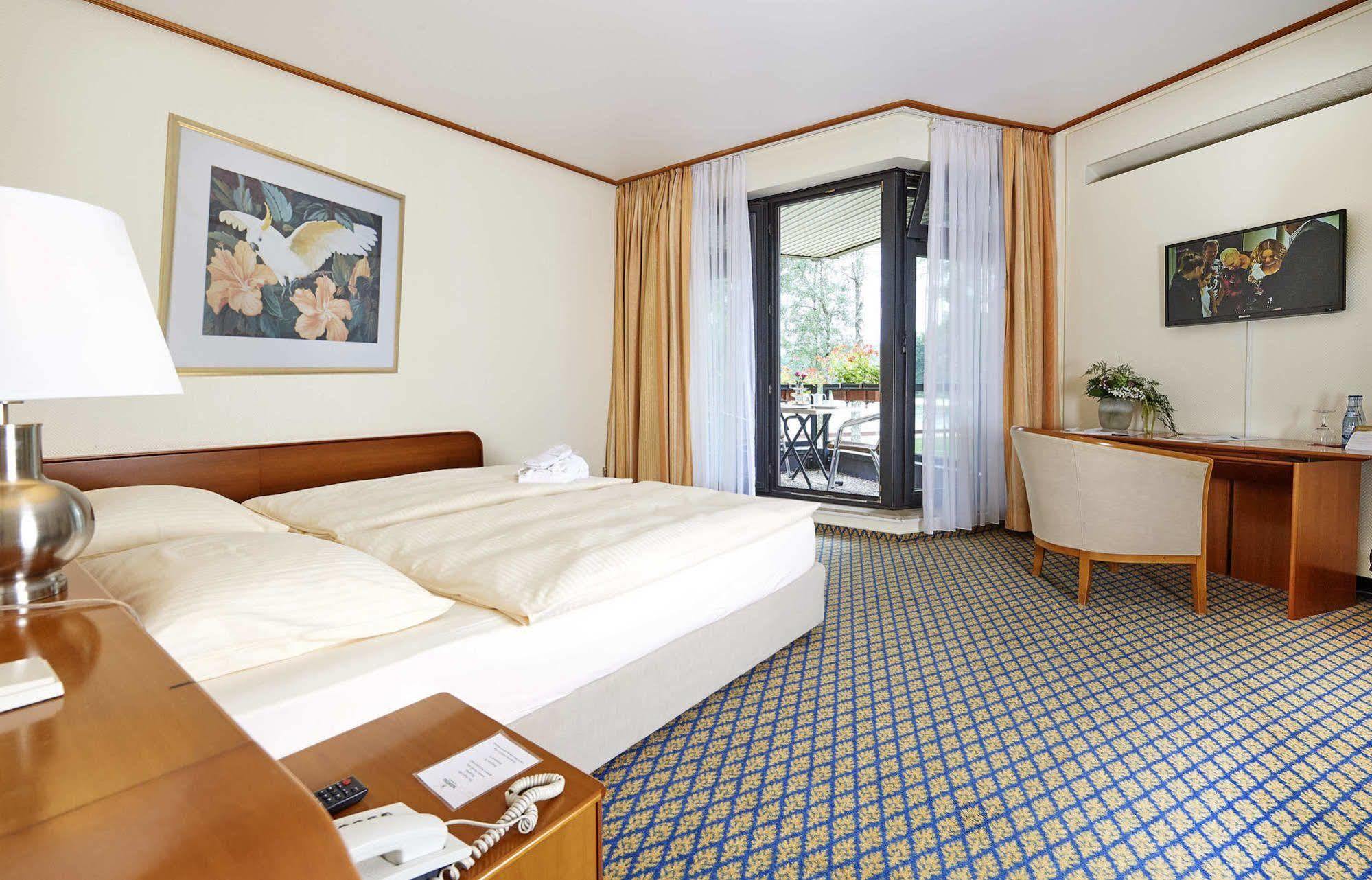 Seehotel Am Tankumsee Isenbüttel Extérieur photo